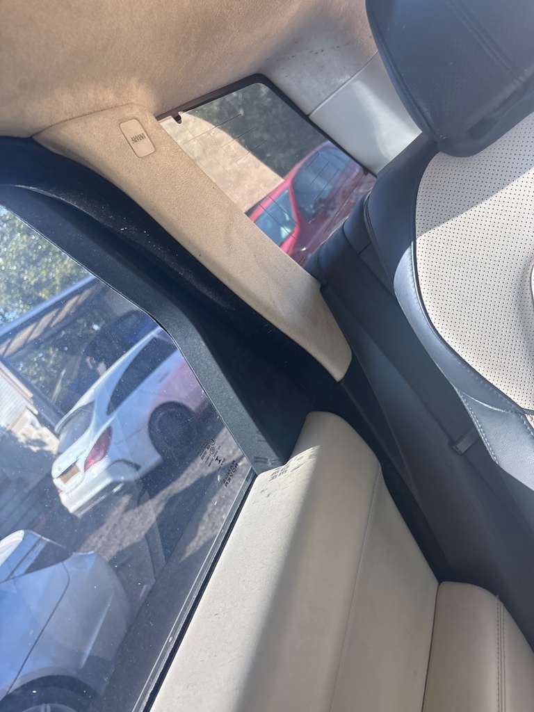 [EPE-114782] Pretensor de cinturón de seguridad trasero izquierdo Land Rover Range Rover Sport