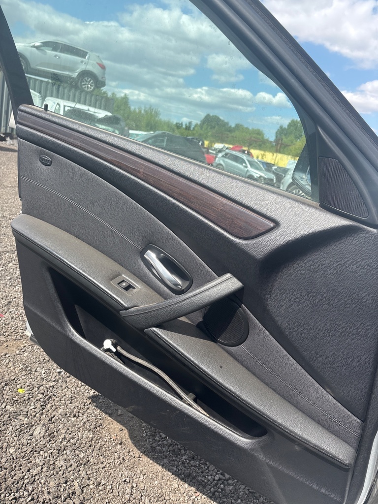 [EPE-114919] Panel interior de puerta delantera izquierda BMW Serie 5