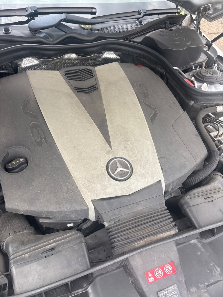 [EPE-115210] Tapa motor Mercedes-Benz E-Class