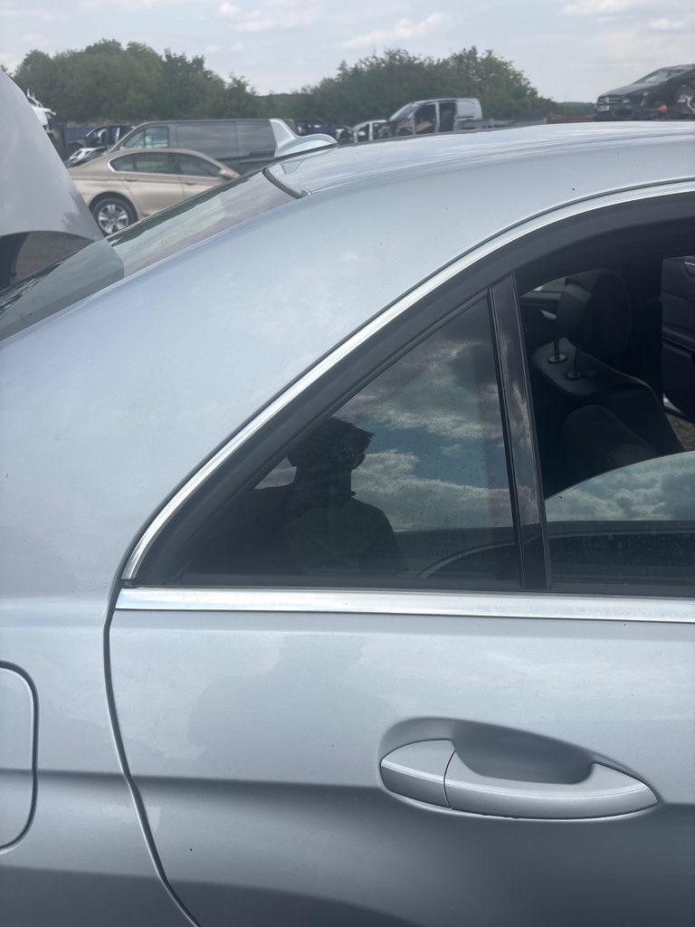 [EPE-115317] Cristal de puerta trasero derecho Mercedes-Benz E-Class