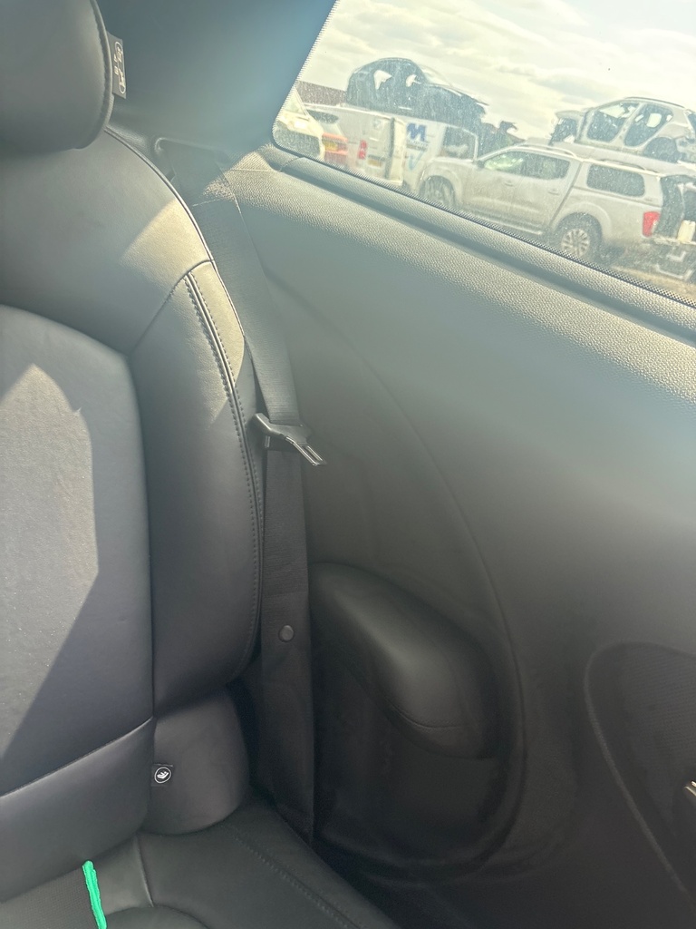 [EPE-115441] Pretensor trasero izquierdo cinturón de seguridad Mini Paceman