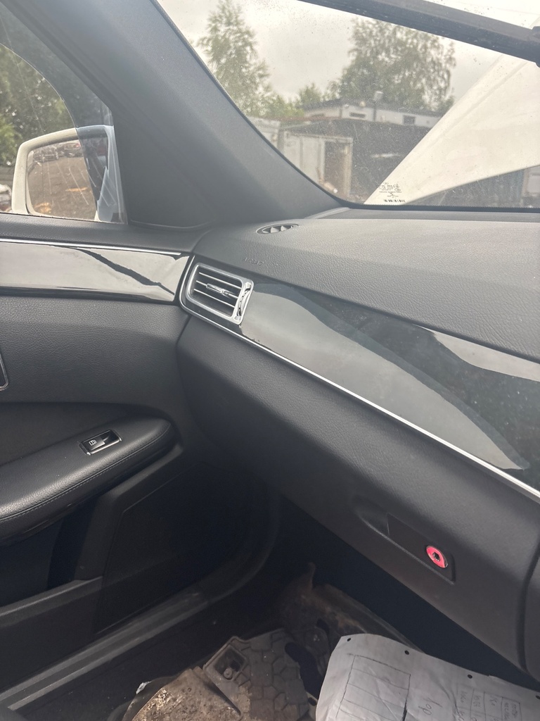[EPE-115780] Conducto de ventilación Mercedes-Benz E-Class (2013-2015)