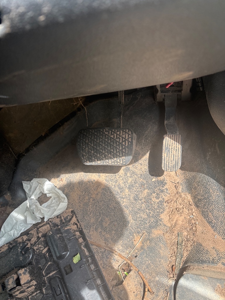 [EPE-115899] Conjunto de pedales Mercedes-Benz Sprinter 3.5-T