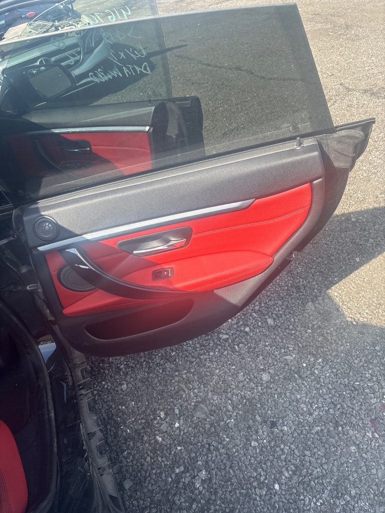 [EPE-116079] Arnés de cables puerta trasera derecha BMW 4 Series