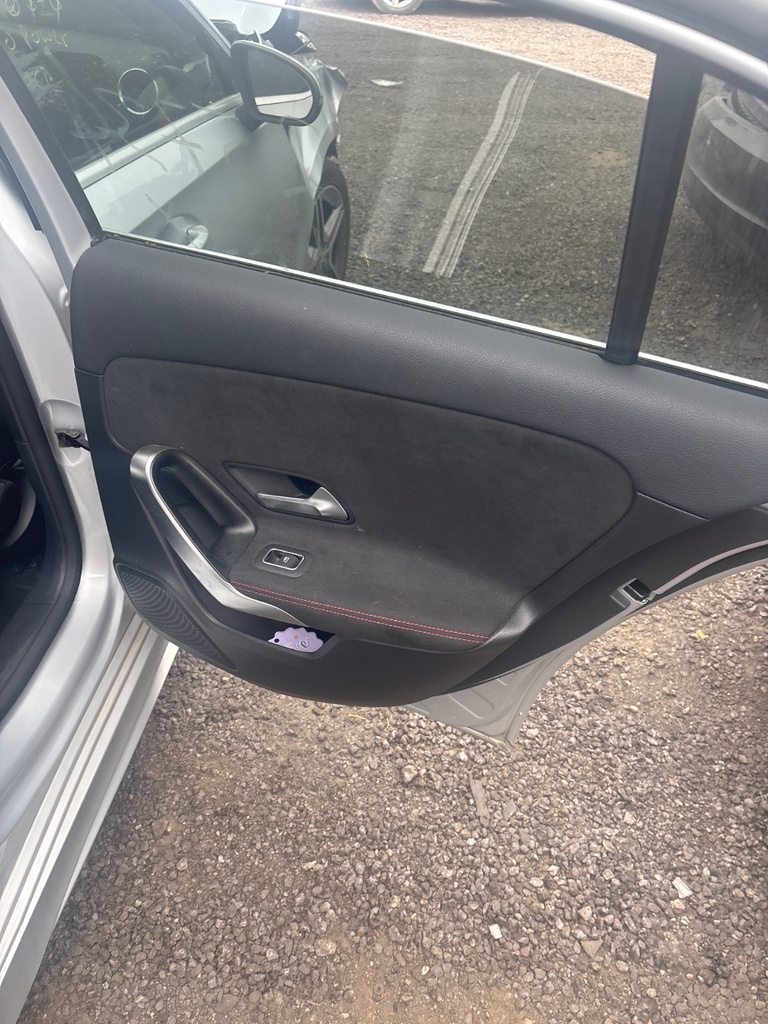 [EPE-116215] Arnés cableado puerta trasera derecha Mercedes Clase A W177