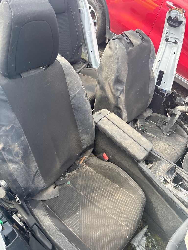 [EPE-116493] Asiento delantero derecho Peugeot 308 SW