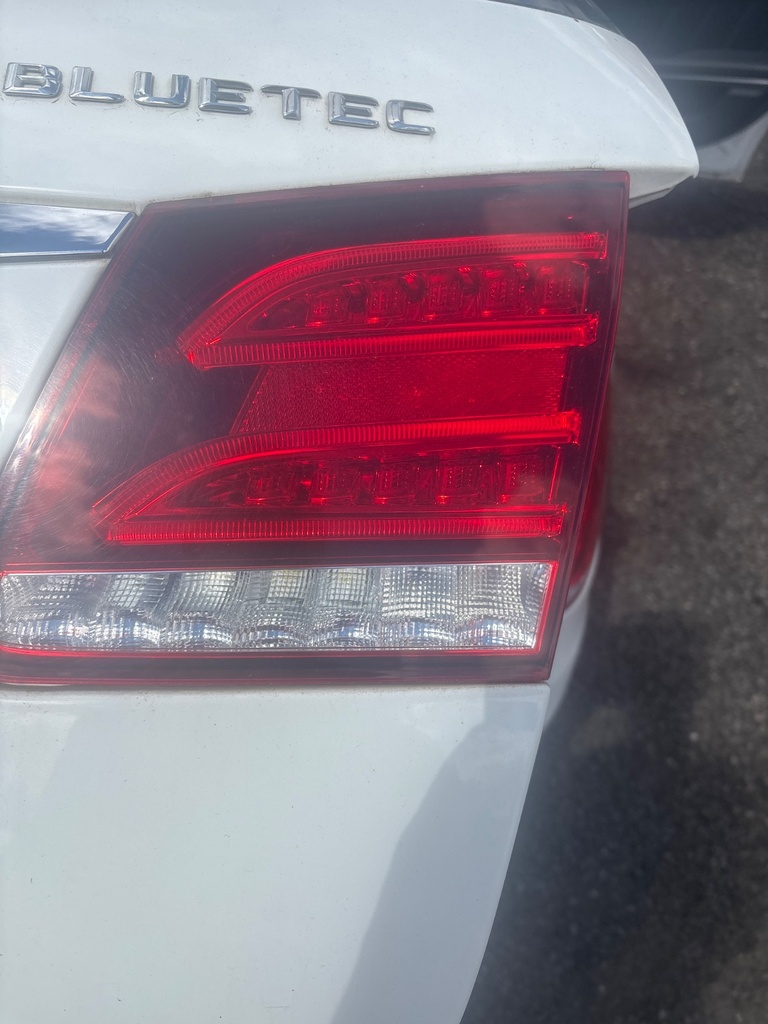 [EPE-116762] Piloto trasero derecho Mercedes-Benz E-Class