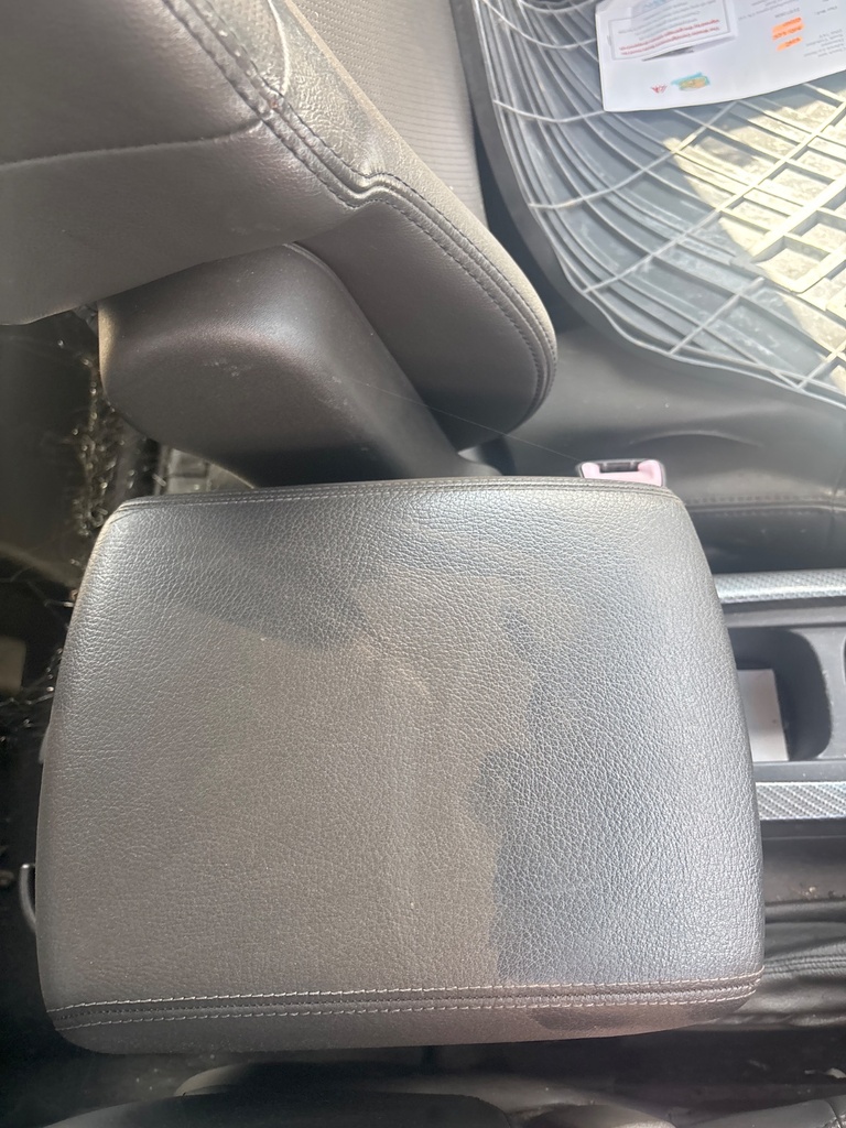 [EPE-117462] Reposabrazos de consola central Nissan Pathfinder III R51