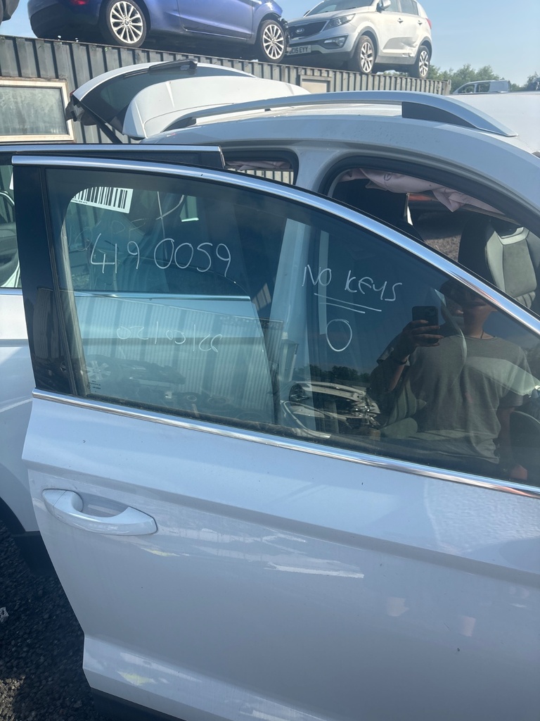 [EPE-117709] Cristal puerta delantera derecha Skoda Karoq NU7