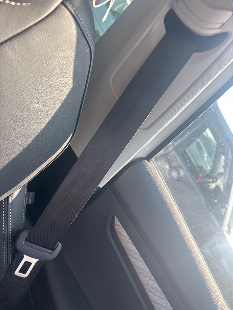 [EPE-117731] Pretensor de cinturón de seguridad delantero izquierdo Skoda Karoq NU7