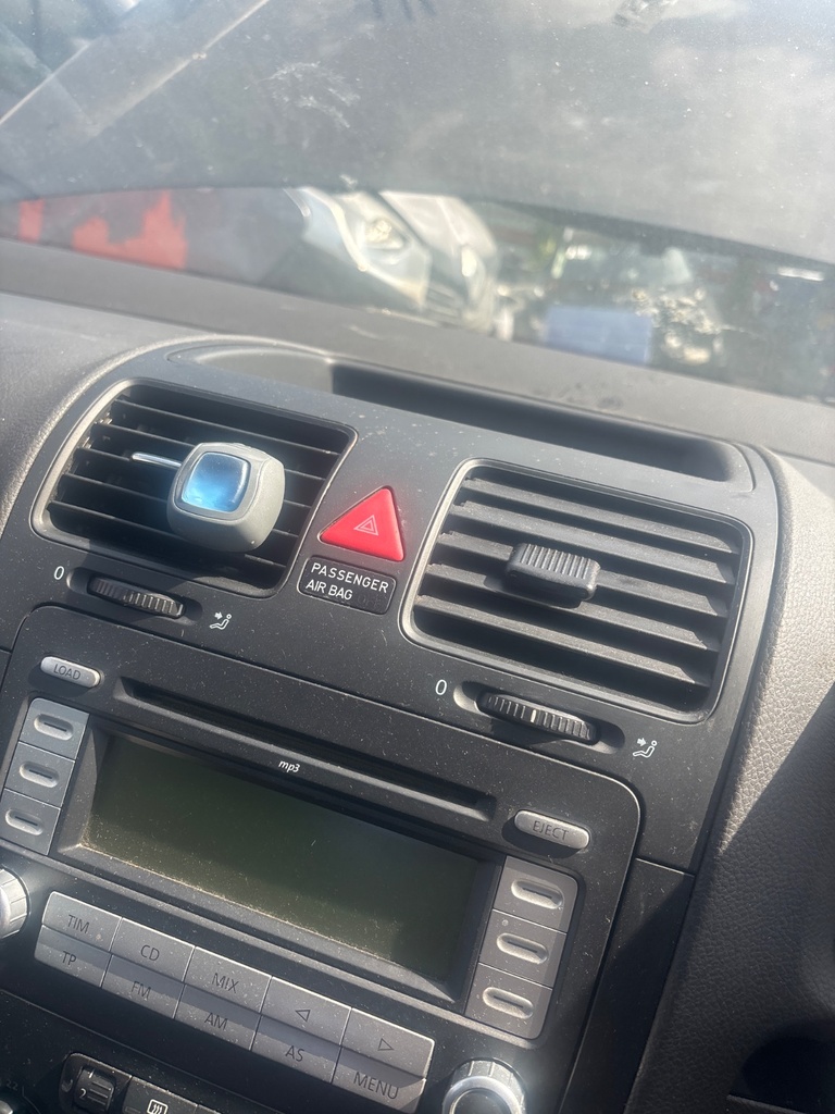[EPE-118087] Salida de aire calefacción salpicadero VW Golf V