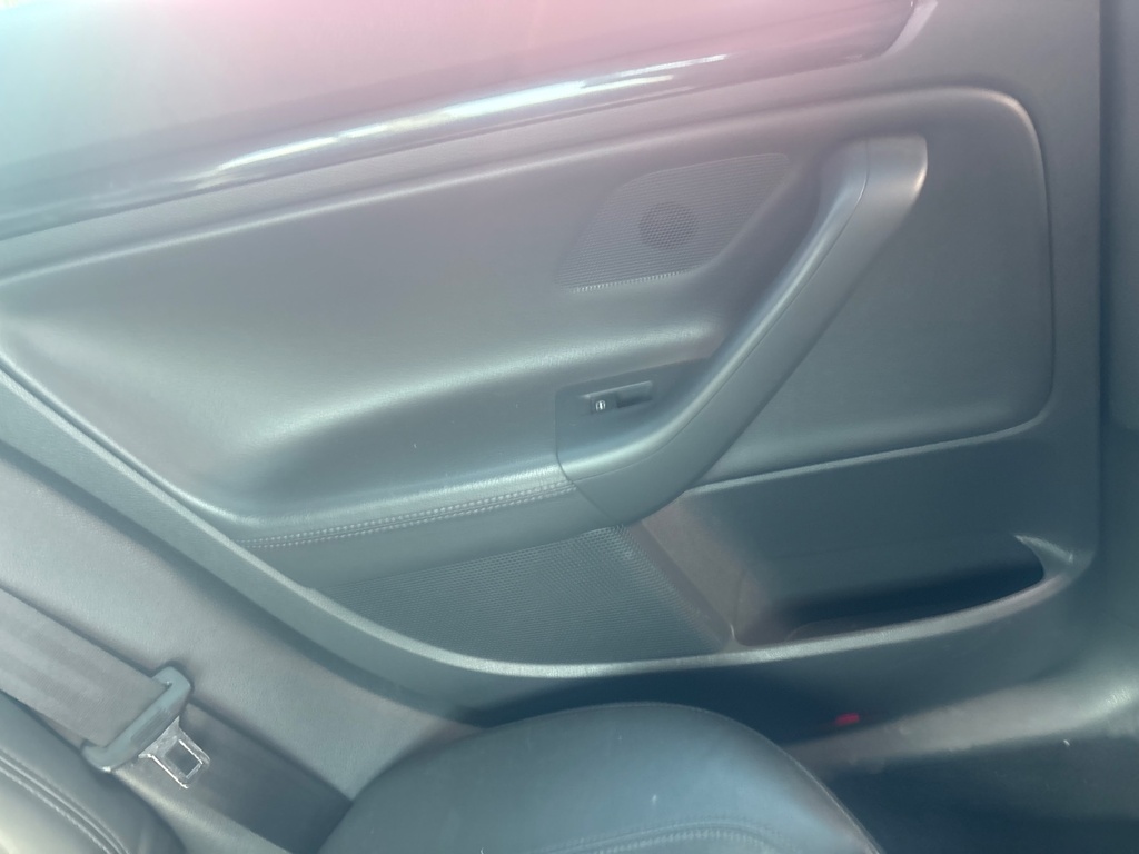 [EPE-118122] Panel interior de puerta trasera izquierda VW Golf V