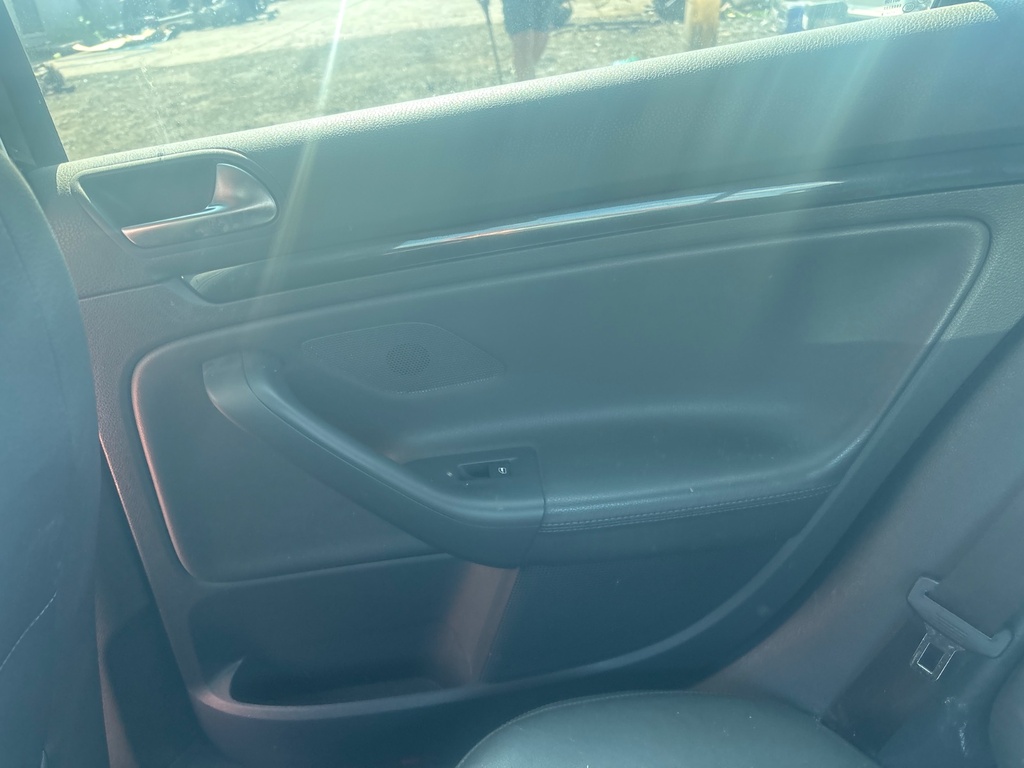 [EPE-118159] Panel interior puerta trasera derecha VW Golf