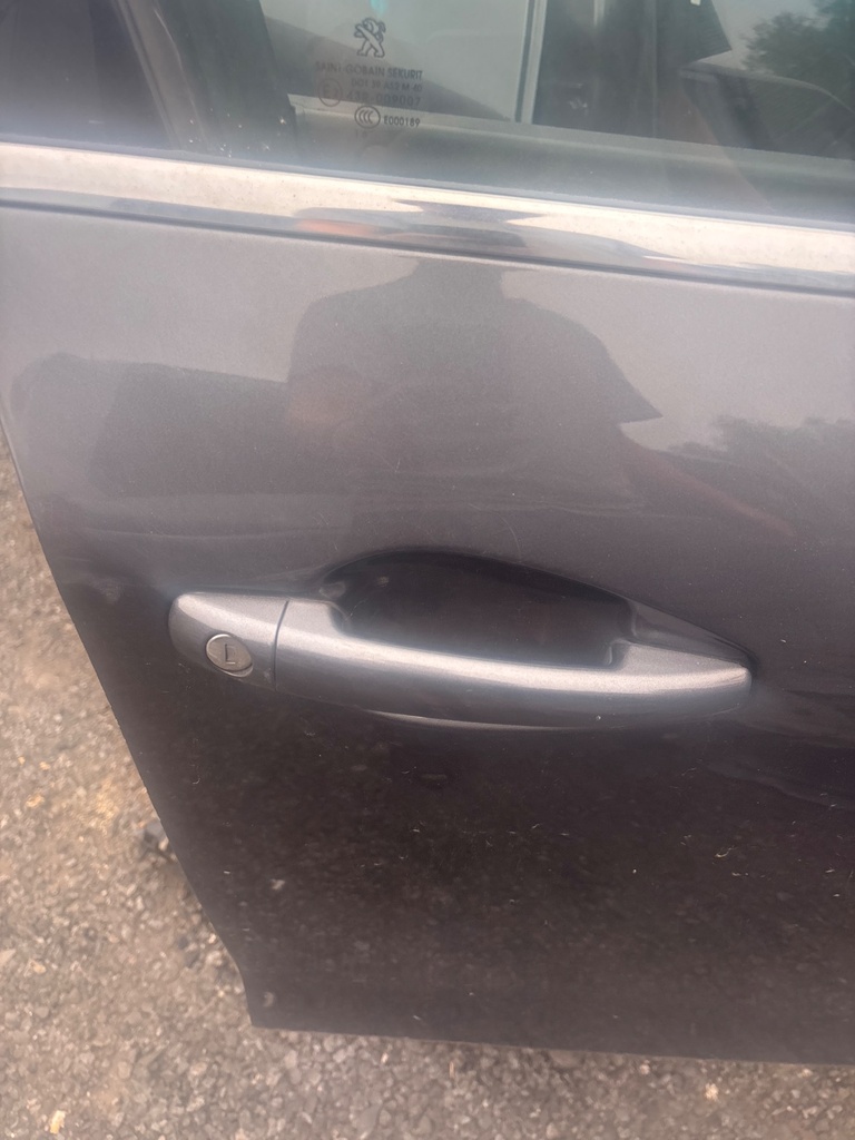 [EPE-118187] Tirador puerta delantera exterior derecha Peugeot 208