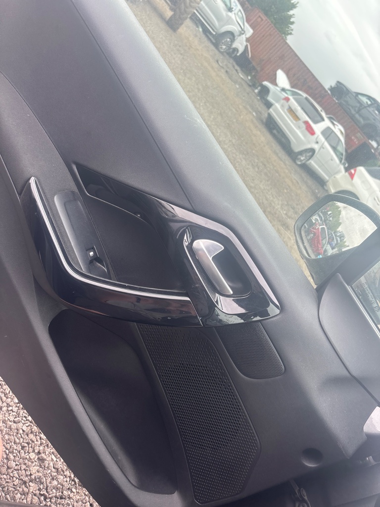[EPE-118226] Arnés puerta delantera izquierda Peugeot 208