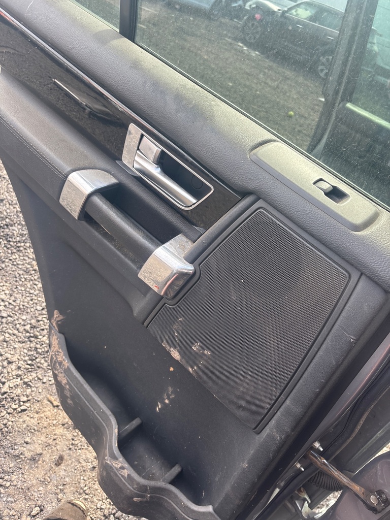[EPE-118337] Elevalunas trasero izquierdo Land Rover Discovery