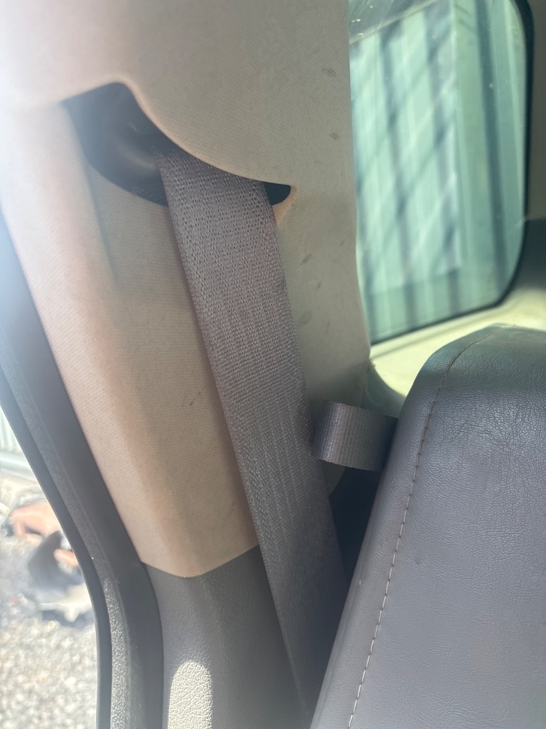 [EPE-119494] Pretensor cinturón seguridad trasero derecho Jeep Grand Cherokee