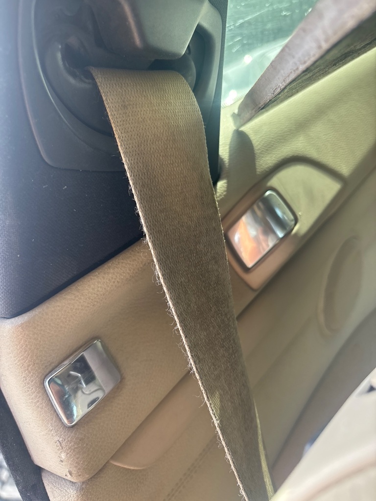 [EPE-120090] Pretensor de cinturón de seguridad delantero derecho BMW Serie 3 335d