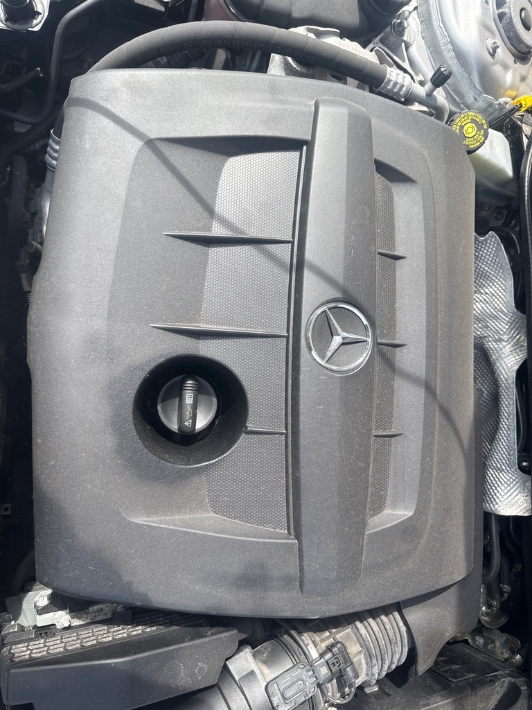 [EPE-120184] Tapa de motor Mercedes-Benz A-Class A 180 CDI (2016-2018)