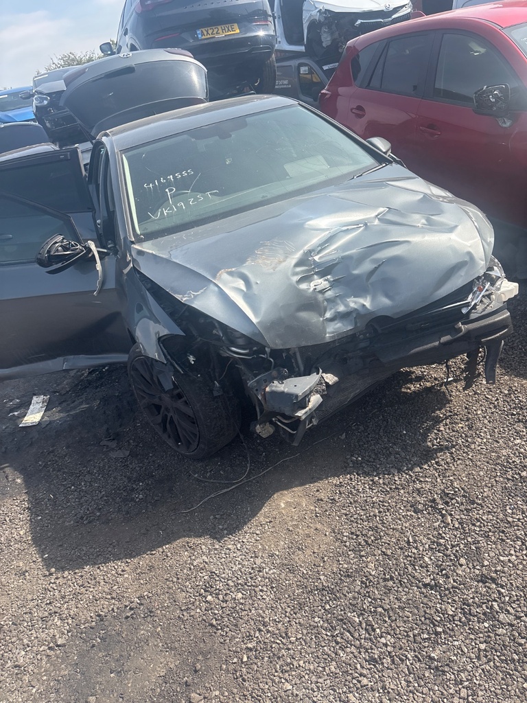 [EPE-120617] Centralita de motor VW Golf 2019