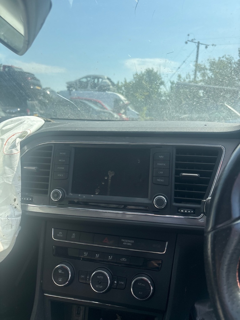 [EPE-120785] Rejilla de ventilación salpicadero Seat Leon ST
