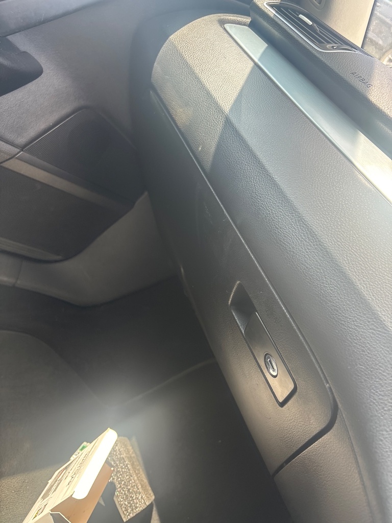 [EPE-121851] Guantera VW Passat CC 2.0 TDI