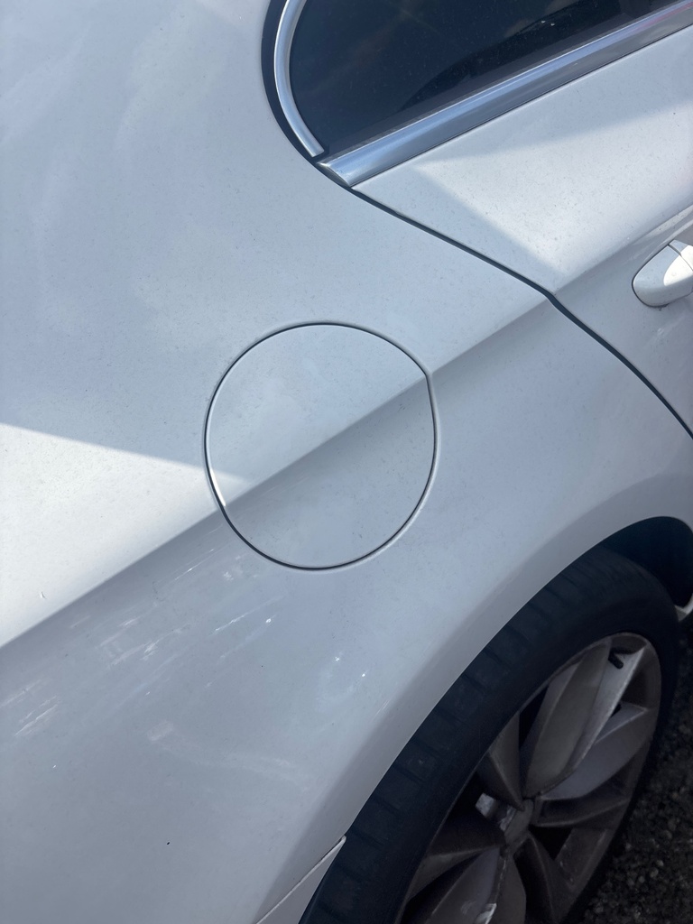 [EPE-121875] Tapa de combustible VW Passat CC