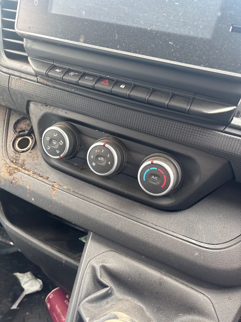 [EPE-122817] Conjunto de control calefacción Renault Trafic III