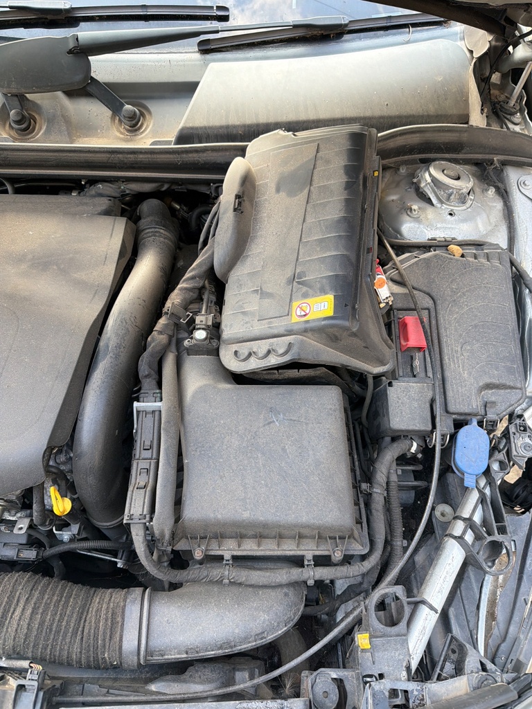 [EPE-122862] Caja de filtro de aire Mercedes Clase A W176
