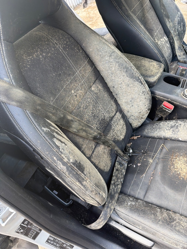 [EPE-122888] Pretensor de cinturón de seguridad delantero derecho para Mercedes Clase A W176
