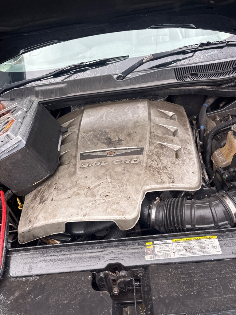 [EPE-123899] Tapa de motor Chrysler 300C 3.0