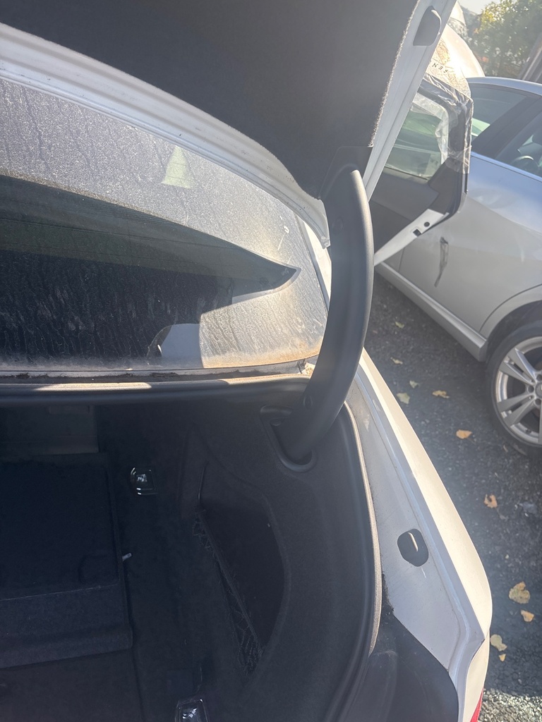 [EPE-121066] Amortiguador de portón trasero derecho Audi A4