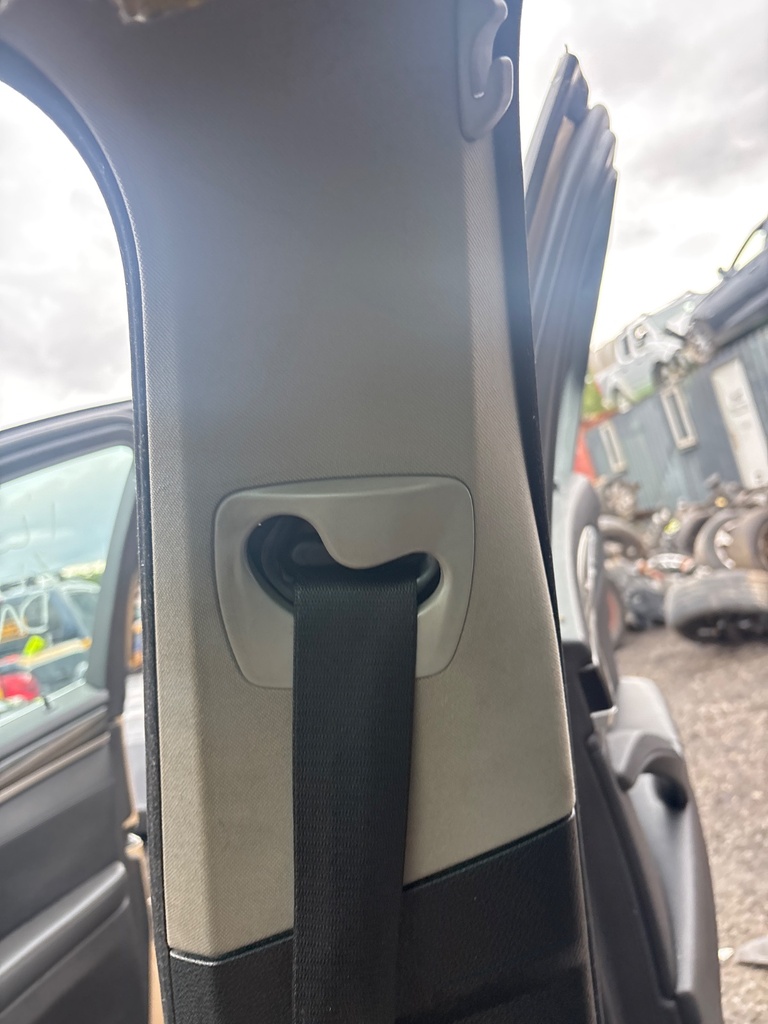 [EPE-122490] Embellecedor de pilar B BMW Serie 5 F10