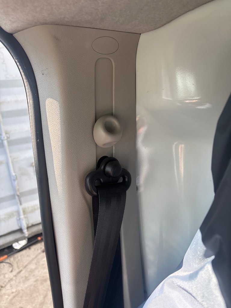 [EPE-122812] Embellecedor de pilar B Renault Trafic III