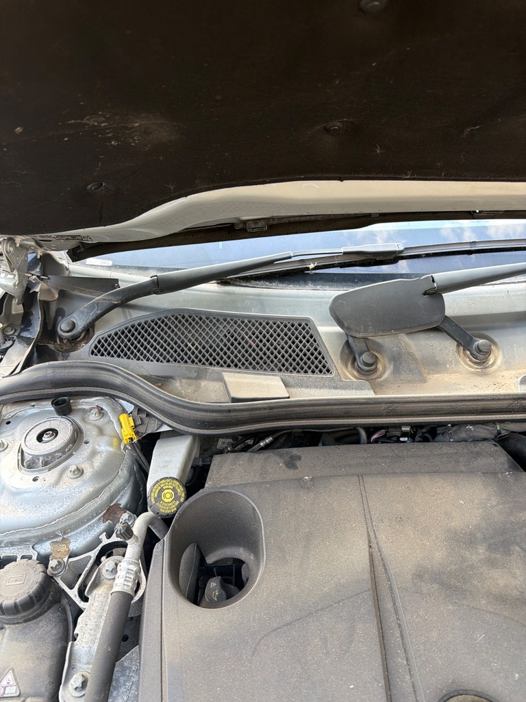 [EPE-122860] Motor y mecanismo limpiaparabrisas delantero Mercedes Clase A W176