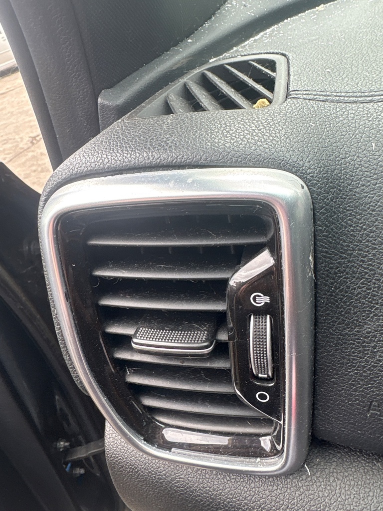 [EPE-123019] Conducto de ventilación para Kia Sportage 2019