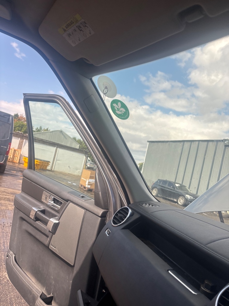 [EPE-123387] Pilar A Land Rover Discovery 3.0 D