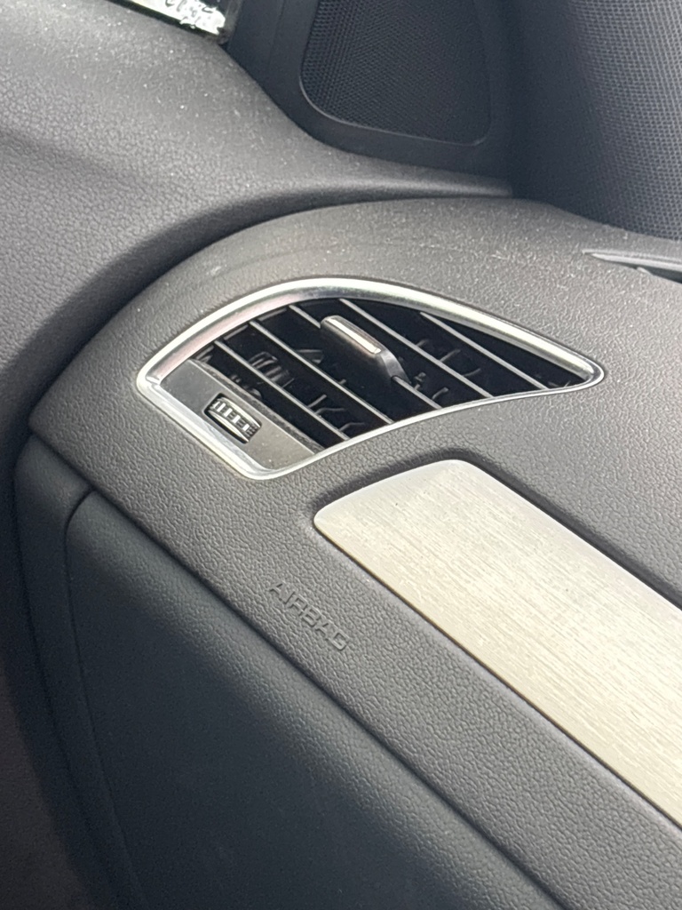 [EPE-123473] Conducto de ventilación Audi A4