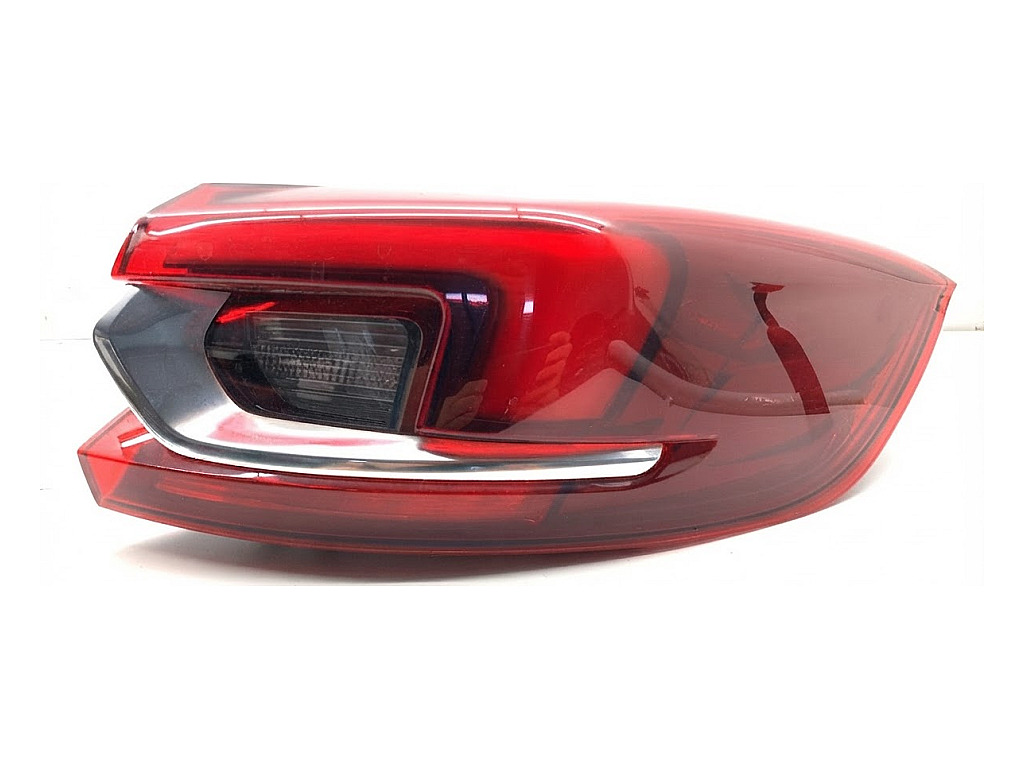 [STARK-914784] Piloto trasero derecho OPEL INSIGNIA B Sports Tourer (Z18) 2017-2022
