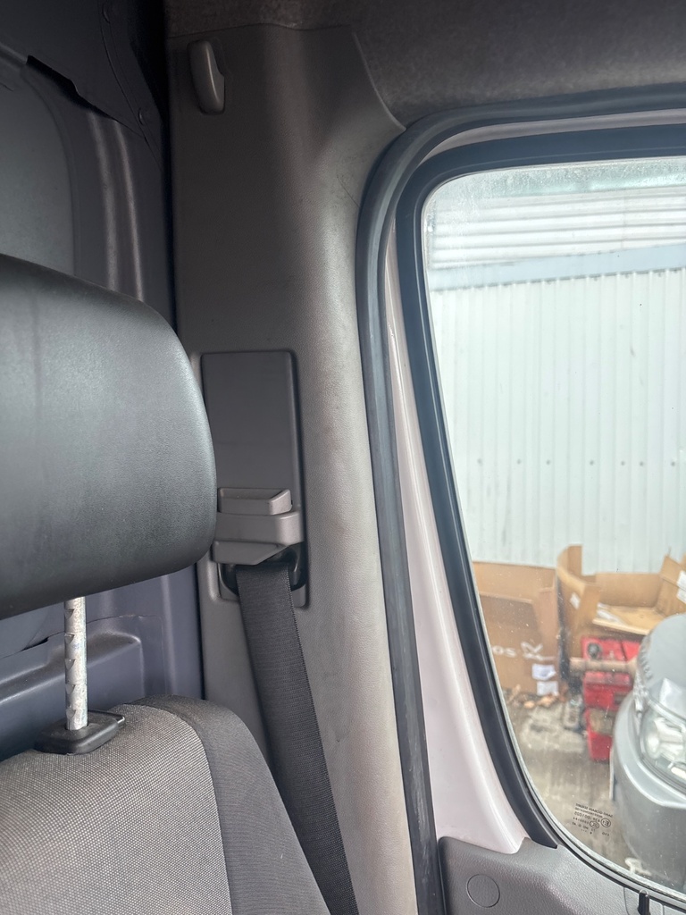 [EPE-123679] Embellecedor de pilar B VW Crafter 35