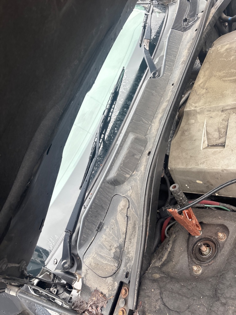 [EPE-123893] Motor y mecanismo de limpiaparabrisas delantero Chrysler 300C