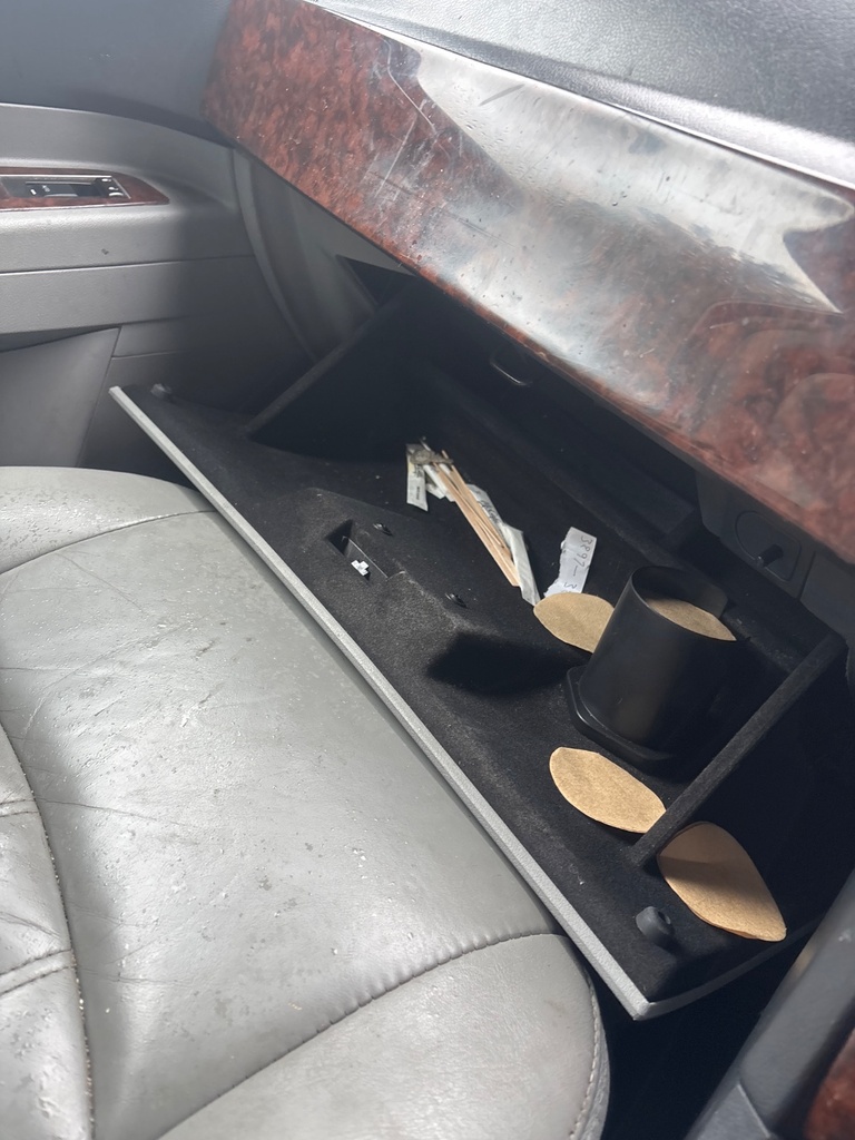 [EPE-123926] Guantera Chrysler 300C 3.0