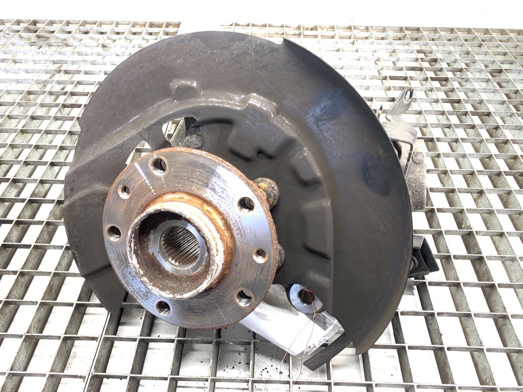 [STARK-890532] Maza de rueda delantera derecha NISSAN QASHQAI III (J12) 2021-2022