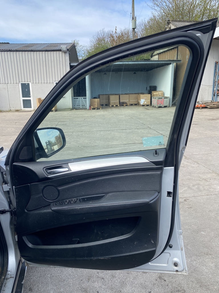 [EPE-101025] Puerta delantera derecha BMW X5 E70