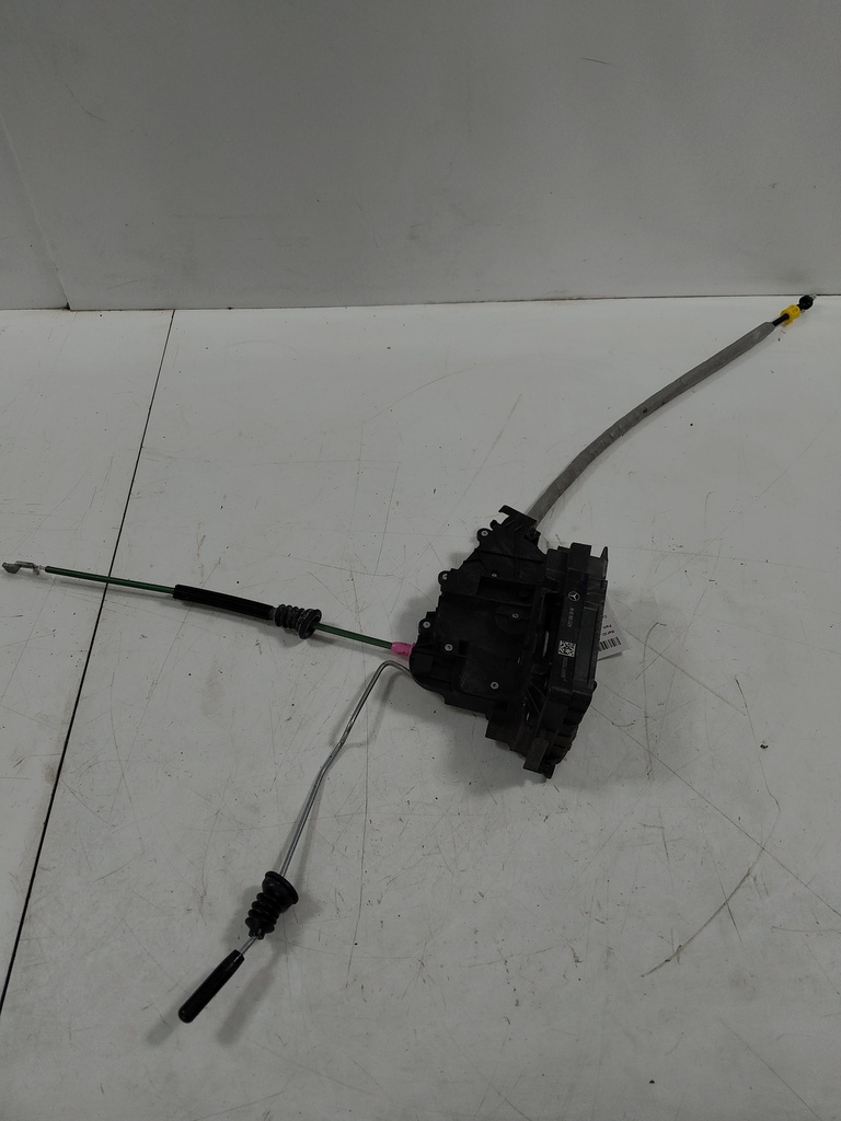 [MTD-535460] Cerradura de puerta Mercedes-Benz Clase E