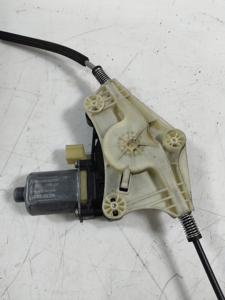 [MTD-535571] Motor de elevalunas para Seat León