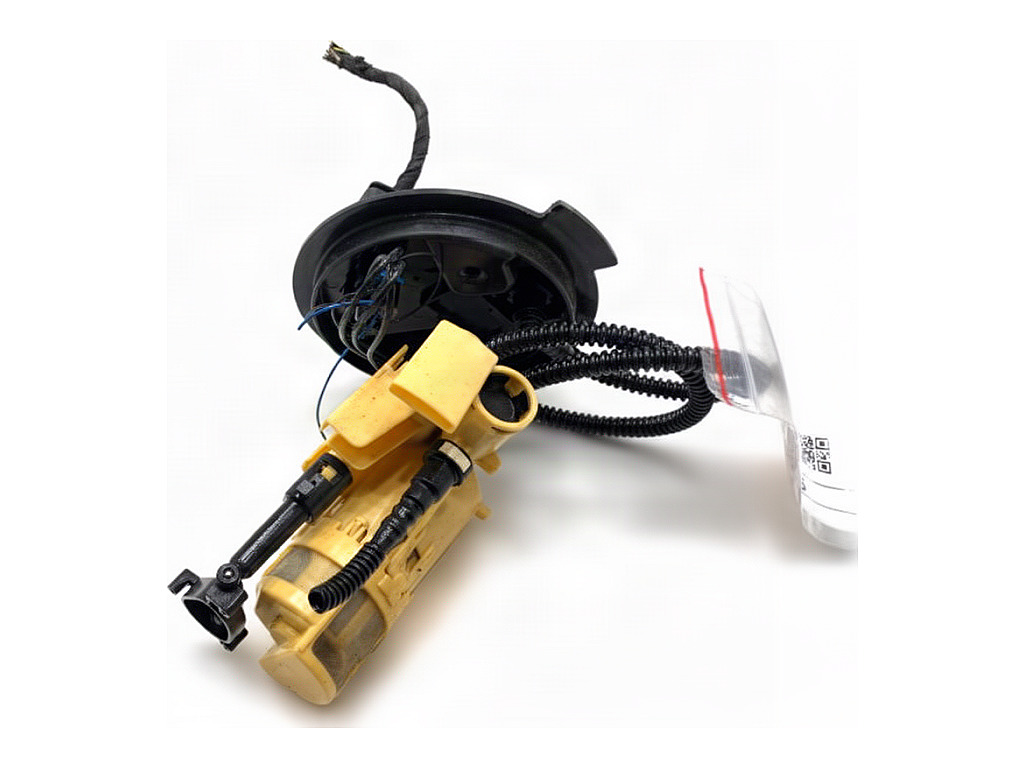 [STARK-924976] Bomba de combustible MERCEDES-BENZ KLASA C (W205)
