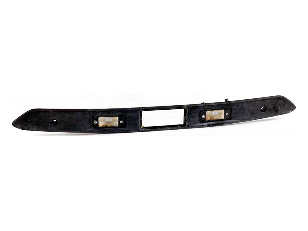 [STARK-940063] Moldura de portón trasero VW Tiguan (5N_)
