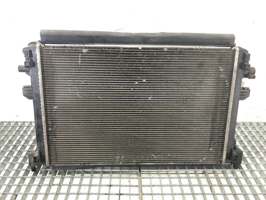 [STARK-722572] Radiador de agua VW Golf VII