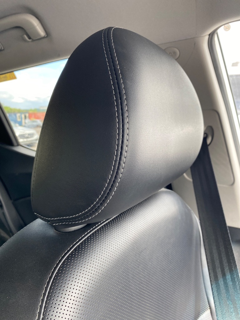 [EPE-103837] Reposacabezas delantero izquierdo SsangYong Tivoli 1.6 2018